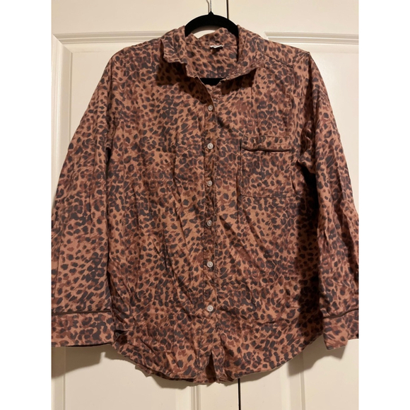 Aerie Tops - EUC Women's Aerie Leopard Print Button Down Shirt Size M Brown